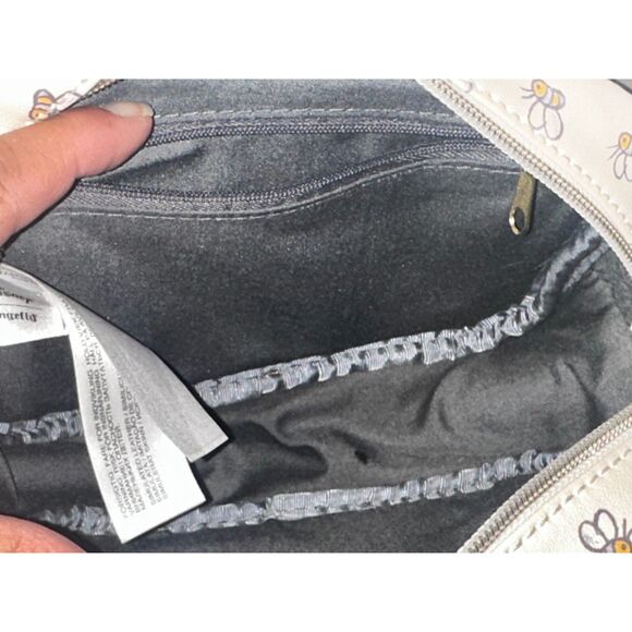 Loungefly Disney Winnie The Pooh Honey Crossbody Bag EUC - Picture 5 of 10